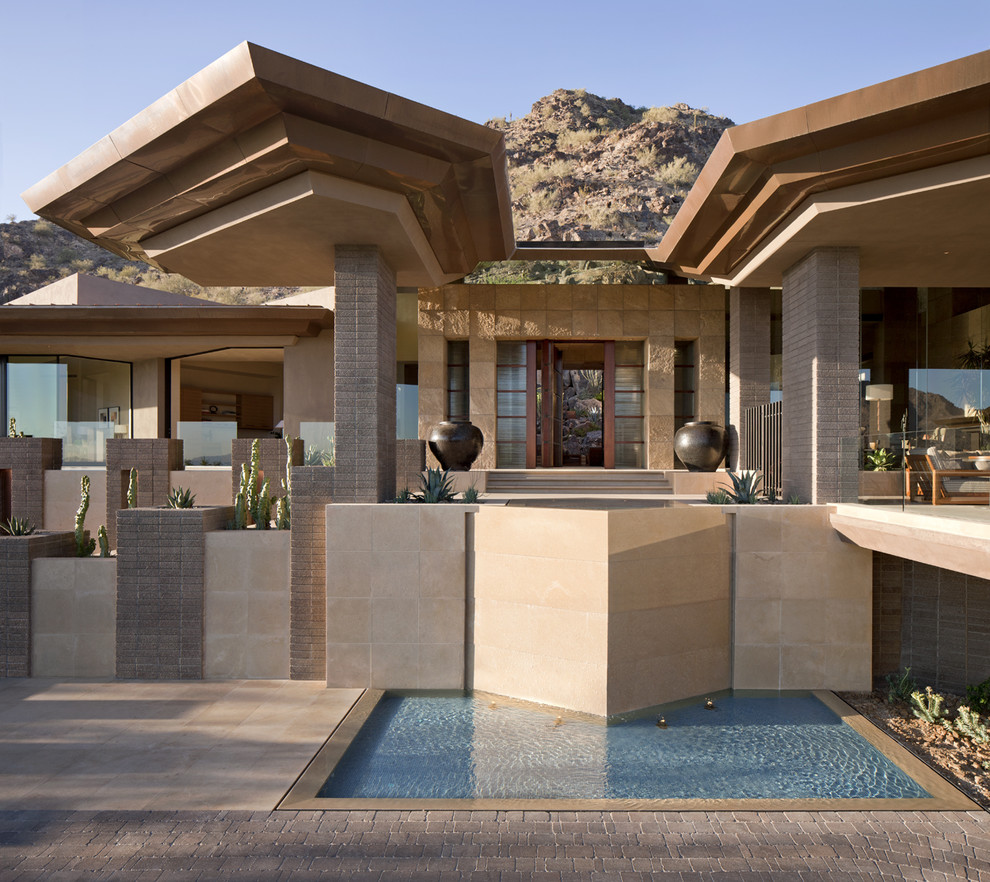 Huge southwest one-story exterior home photo in Phoenix