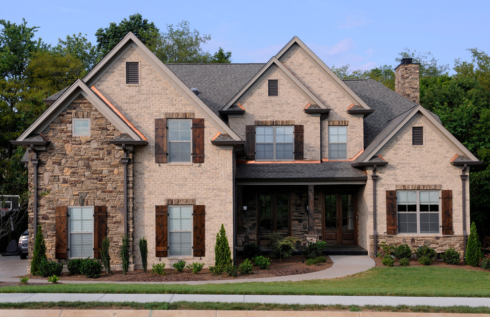 Arnold Homes LLC (Elegant Exteriors) Traditional Arnold Homes LLC (Elegant Exteriors) Traditional