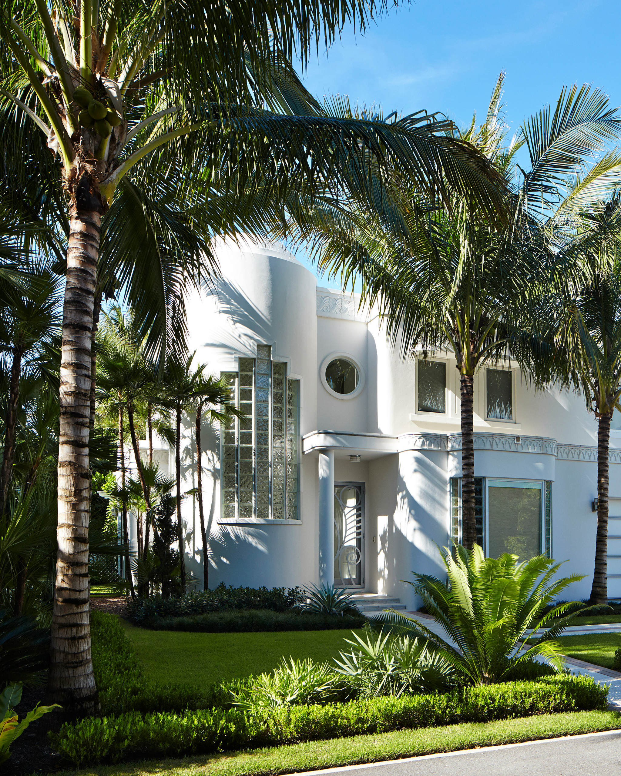 fernando wong outdoor living design on Art Deco Painting Houzz