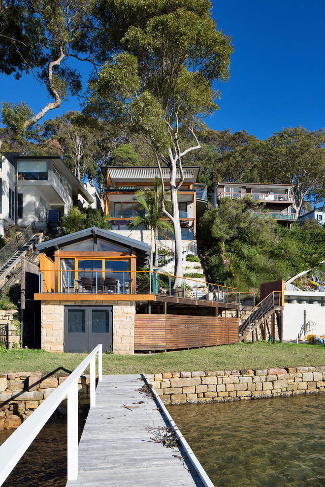 Inspiration for a coastal exterior home remodel in Sydney