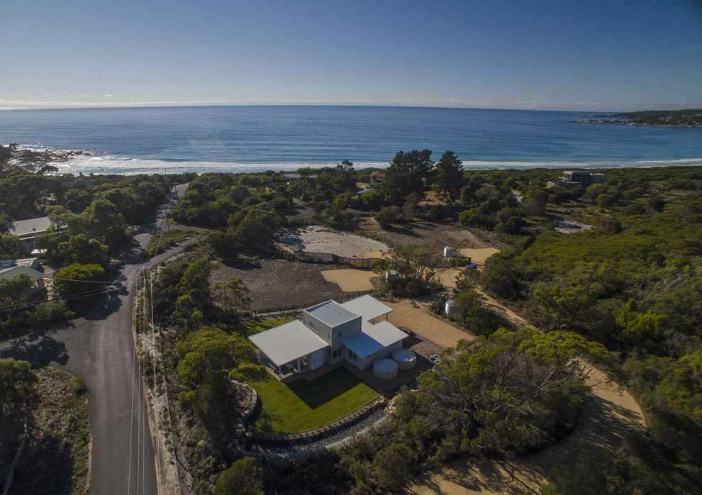 Baileys Beach House Beach Style Exterior Other by Jennifer