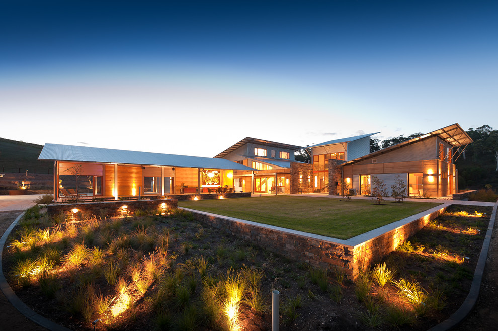 Balhannah House Farmhouse Exterior Adelaide by TT Architecture