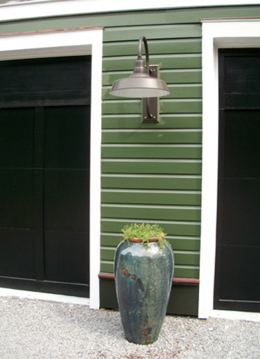 Inspiration for a contemporary exterior home remodel in Tampa