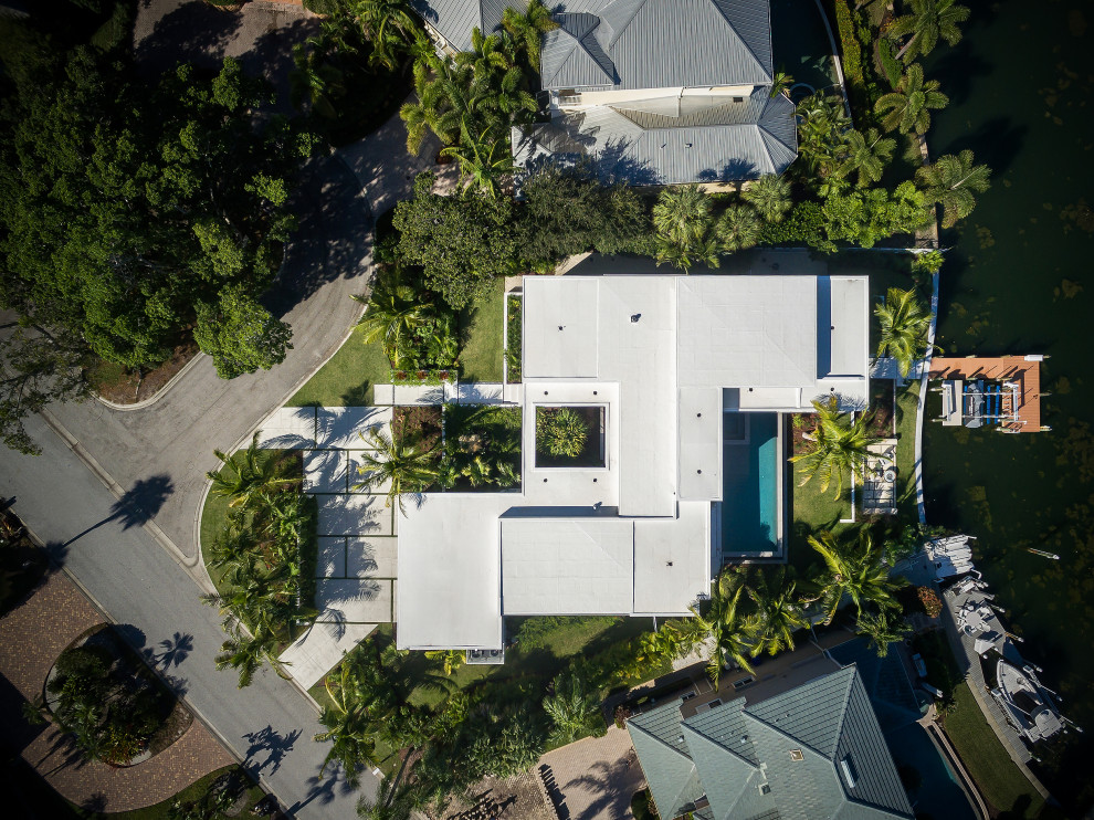 Großes, Einstöckiges Modernes Einfamilienhaus in Tampa