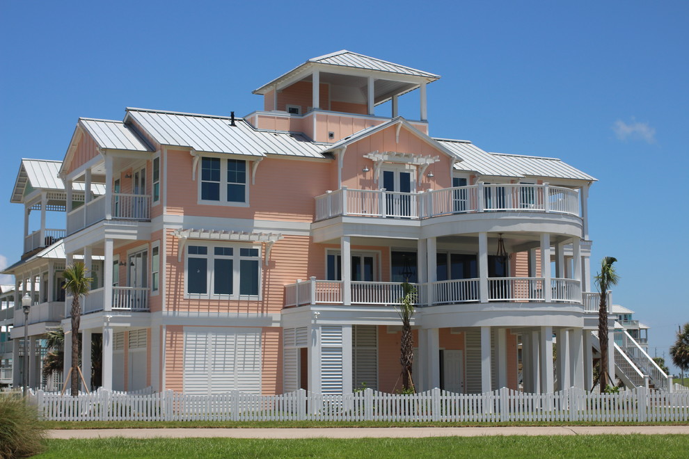 Beach HouseExterior Beach Style Exterior Houston by Origin