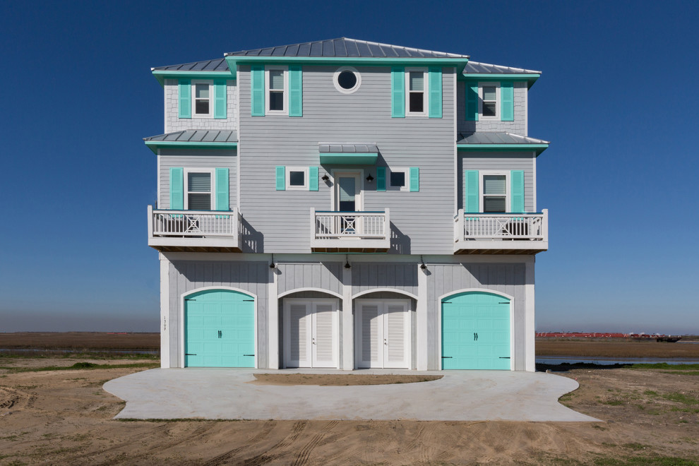 Пример оригинального дизайна: дом в морском стиле