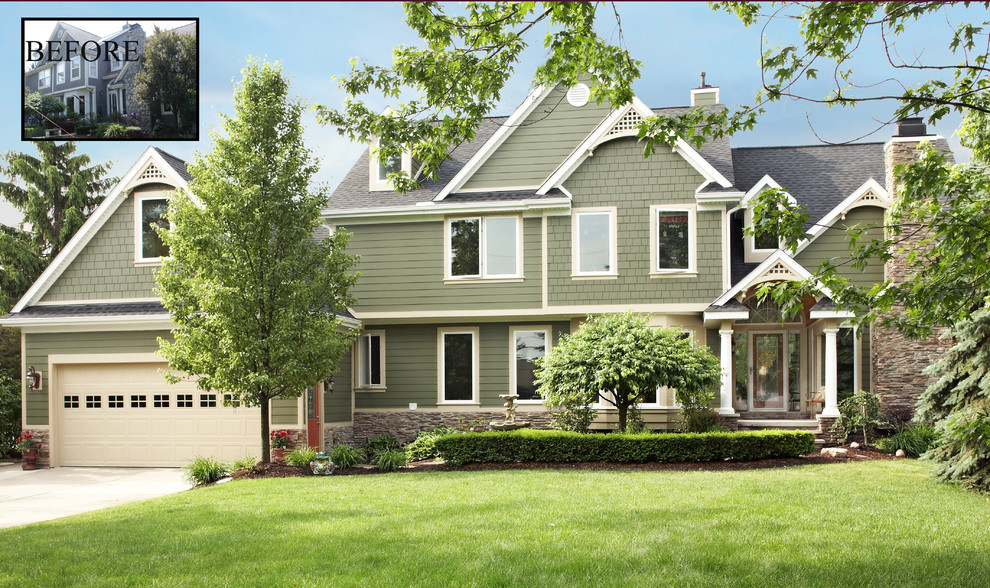 Example of a transitional exterior home design in Detroit