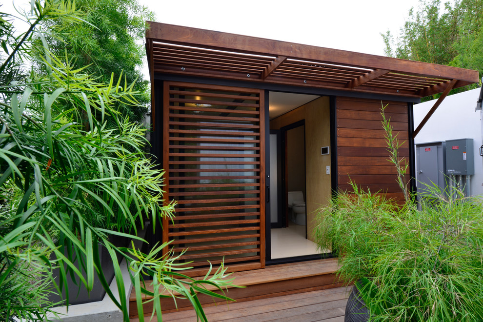Bel Air Guest House Modern Exterior Los Angeles by kitHAUS Houzz