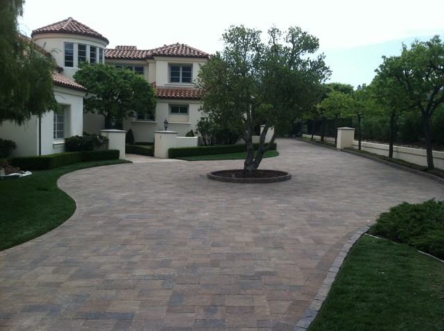 Slate for Driveway Paving: A Comprehensive Guide - Hello Gravel