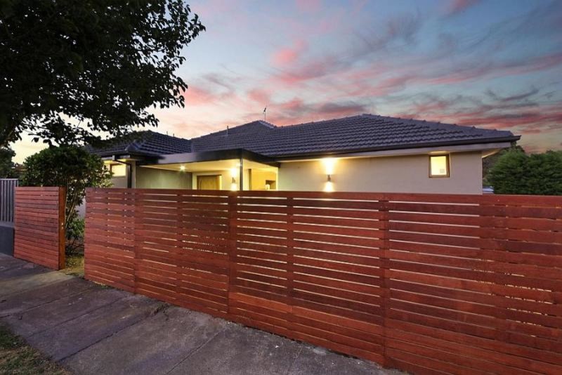 Example of a trendy one-story exterior home design in Melbourne