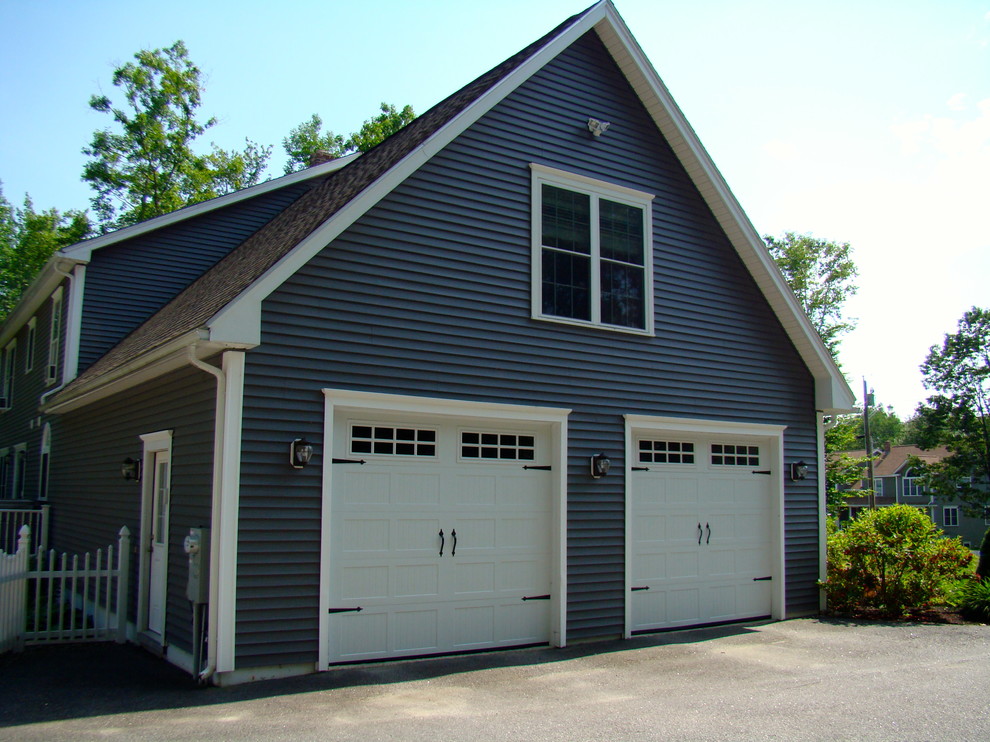 Bergeron Traditional Garage Portland Maine by Fortin
