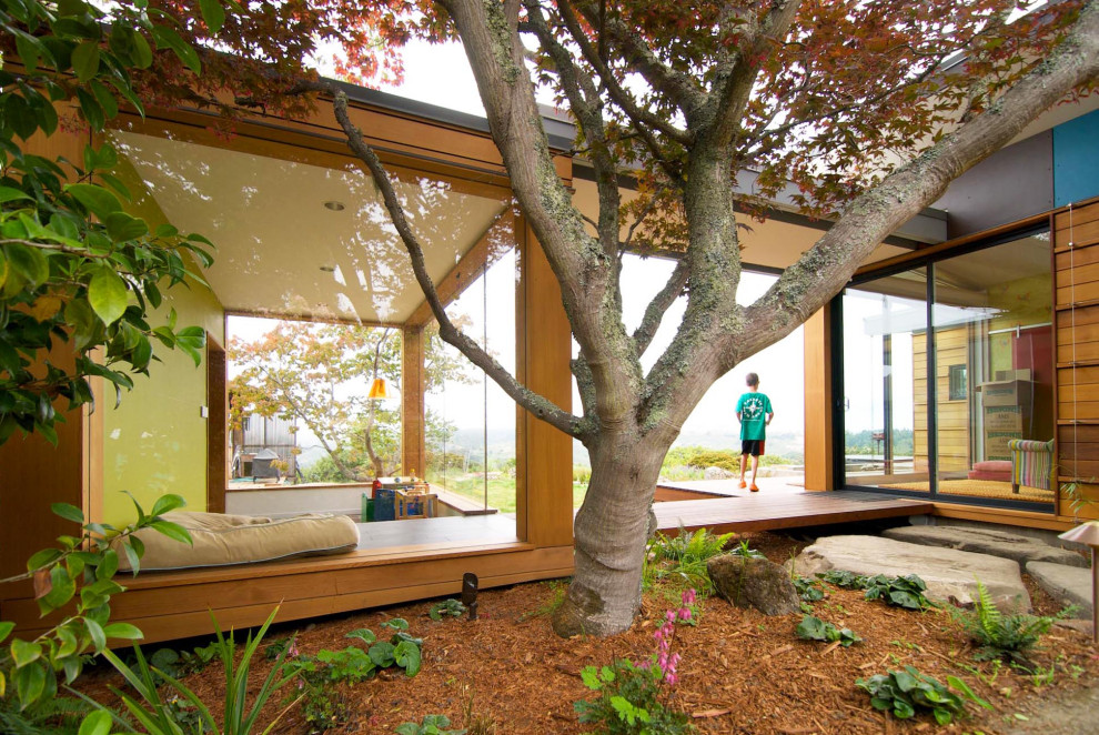 Idee per una veranda moderna di medie dimensioni con pavimento in ardesia, pavimento nero, nessun camino e soffitto classico
