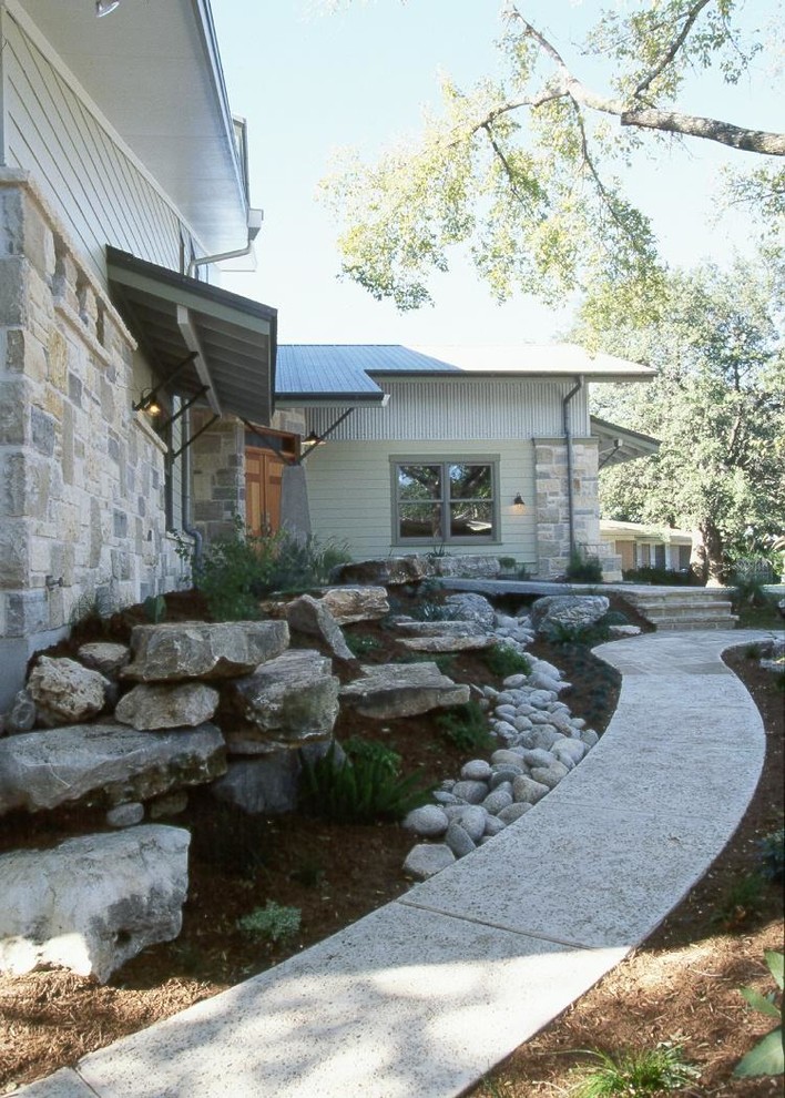 Inspiration for a classic house exterior in Austin.