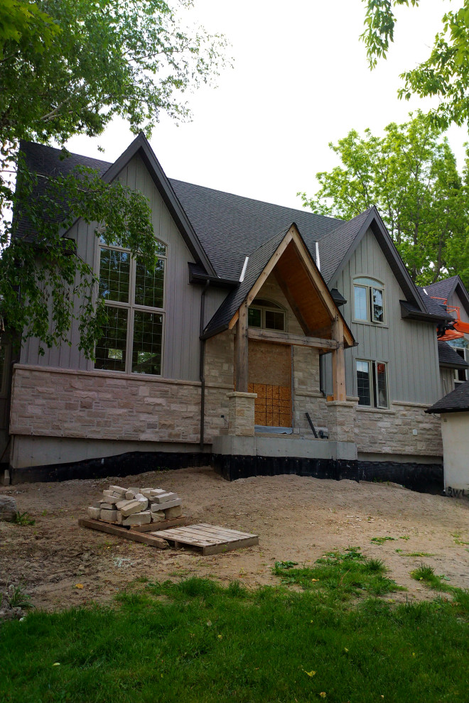 BOARD & BATTEN MAIBEC SIDING PORT PERRY, ON Traditional Exterior