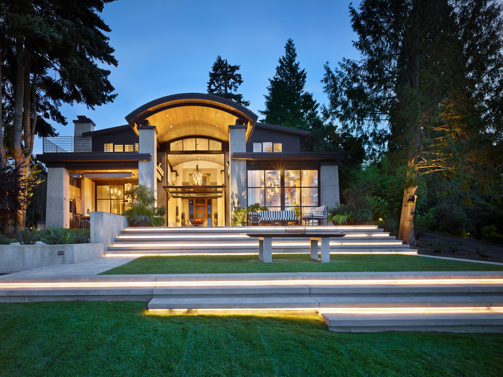 This is an example of a contemporary bungalow house exterior in Seattle.