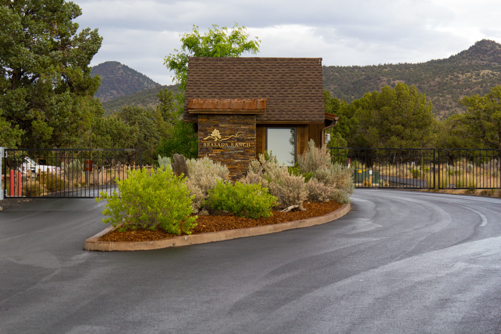 Brasada Ranch Style Homes Farmhouse Exterior Other by Western