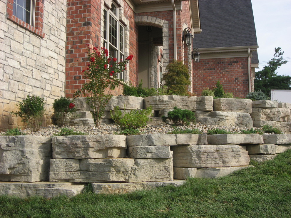 Inspiration for a transitional exterior home remodel in St Louis