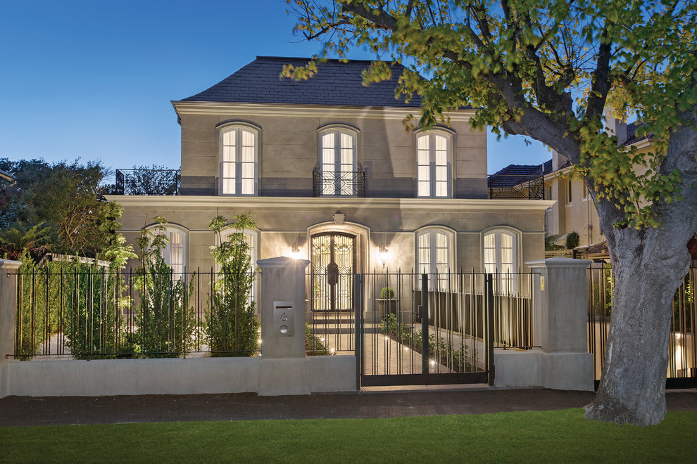 Inspiration for a traditional house exterior in Melbourne.