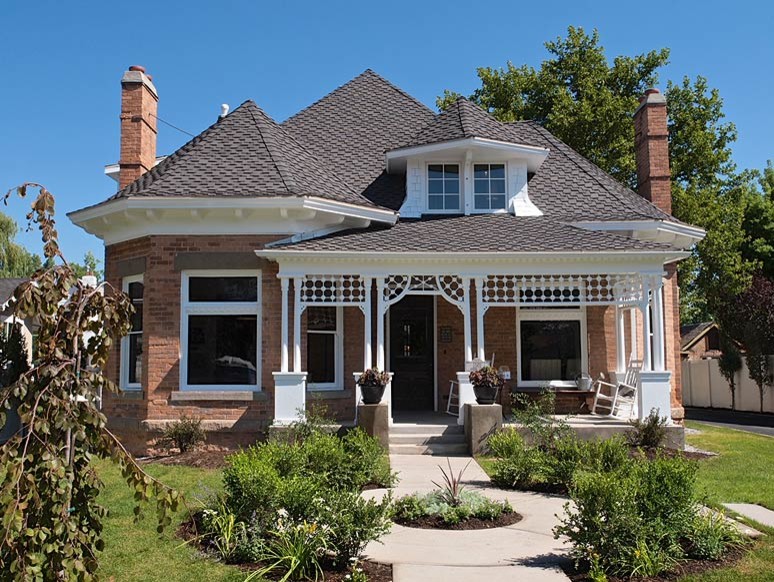 Inspiration for a farmhouse house exterior in Salt Lake City.