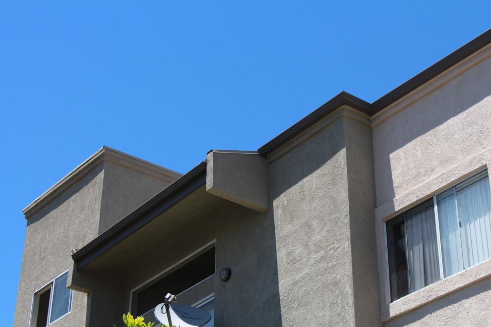 Bronze Seamless Rain Gutters, on an Apartment Building in Eagle Rock