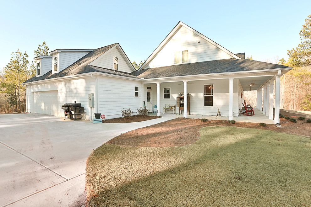 Brooks, GA Farm House Farmhouse Exterior Atlanta by Greg Love