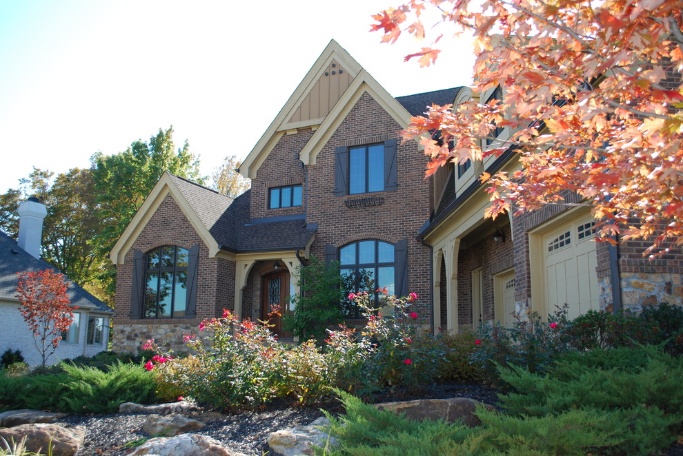 Inspiration for a classic house exterior in Indianapolis.