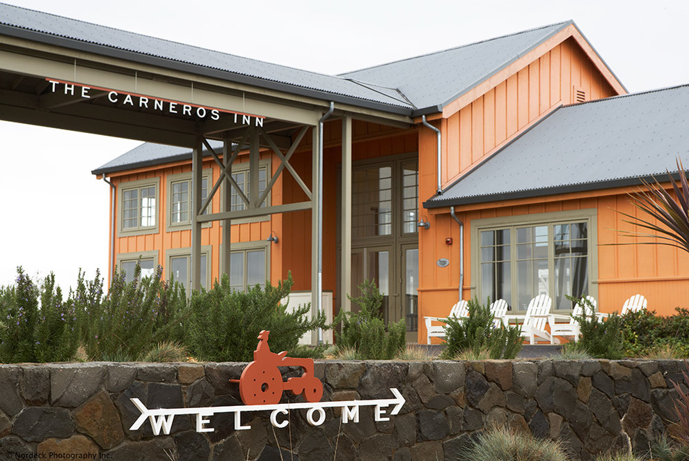 Buildings/Walls Using Basalt Chips (Wine Country Cobble) Exterior