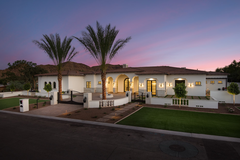 Großes, Einstöckiges Modernes Einfamilienhaus in Phoenix