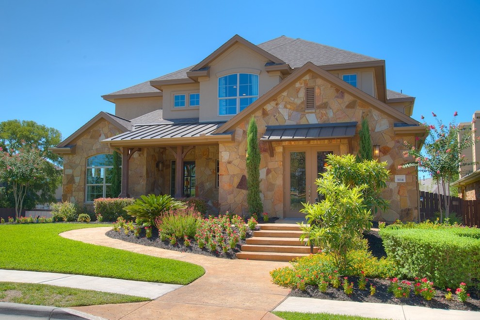 Trendy exterior home photo in Austin