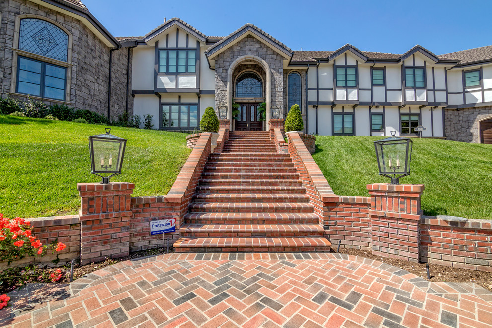 Calabasas Modern Exterior Los Angeles by Trinity Builders