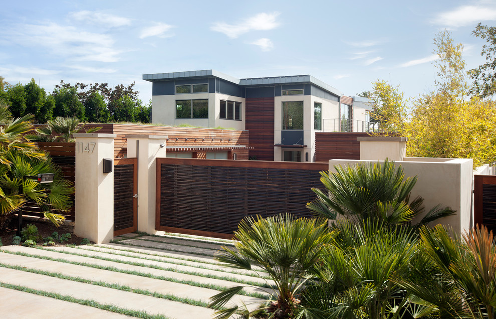 Inspiration for a contemporary house exterior in Santa Barbara.