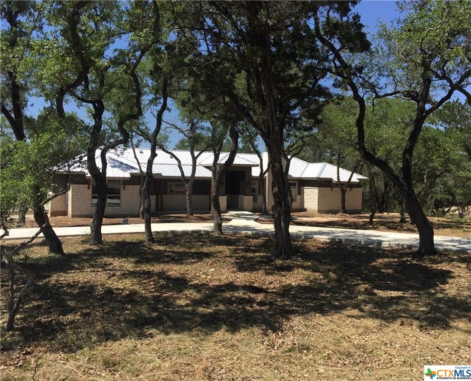 Canyon Lake TX Contemporary Crazy Horse Ioncrete Contemporary Exterior Other by Tom