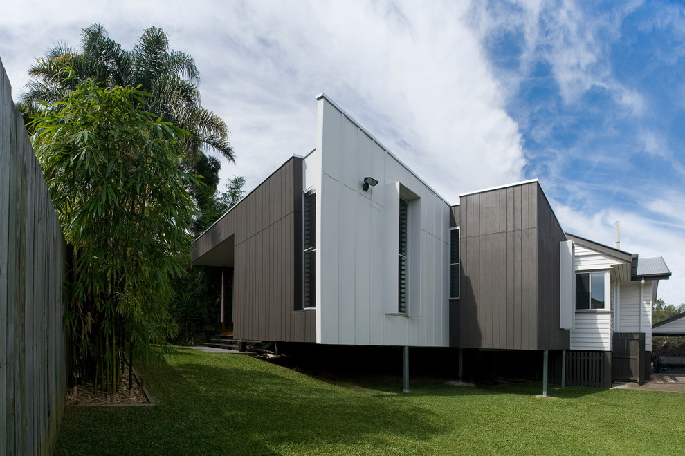 Carina House Modern Exterior Brisbane by Reddog Architects Houzz