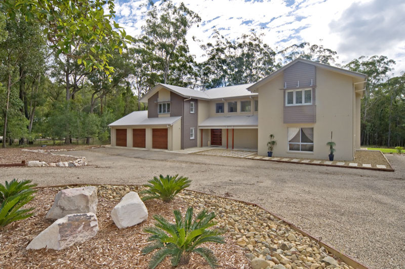 Carindale Crt Modern Exterior Brisbane by Imperial Homes Qld