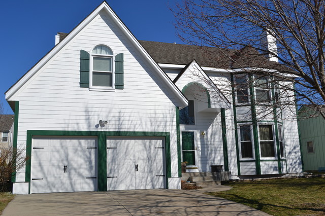 Carriage Garage Doors Traditional House Exterior Carriage Garage Doors Traditional House Exterior