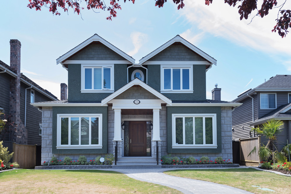 CARTIER HOME Craftsman Exterior Vancouver by West CARTIER HOME Craftsman Exterior Vancouver by West