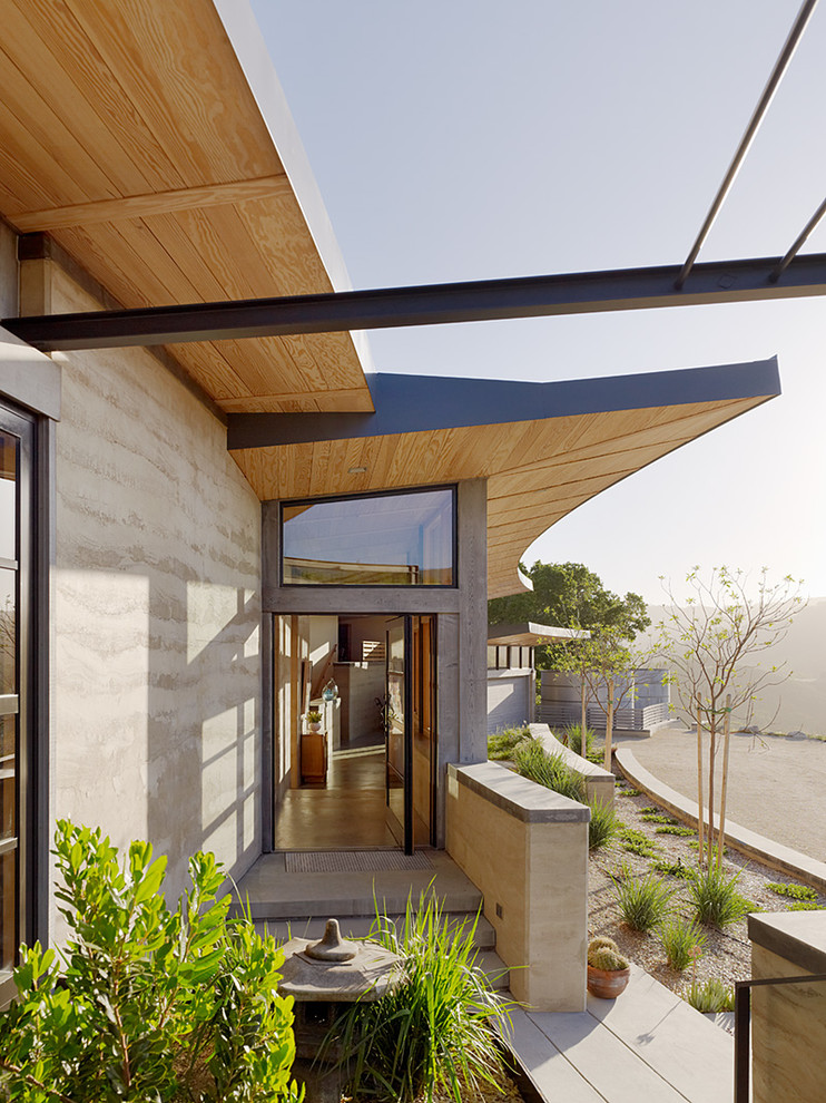 Свежая идея для дизайна: одноэтажный дом в современном стиле - отличное фото интерьера