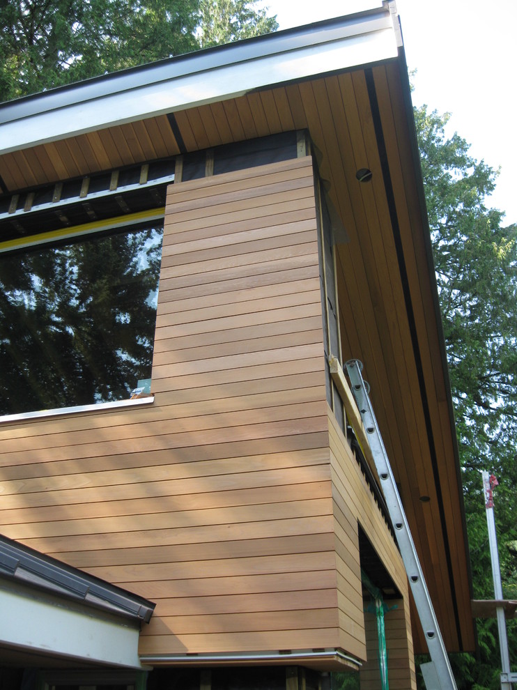 Cedar exterior cladding Modern Exterior Brisbane by Frampton