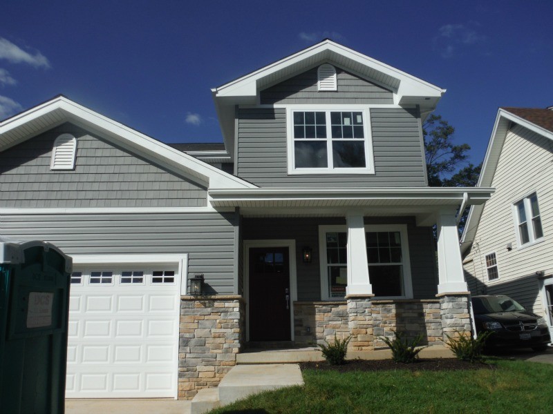 Certainteed Charcoal Gray Vinyl Siding Brentwood Mo 63144 Traditional Exterior St Louis By Siding Express Maintenance Free Siding Houzz