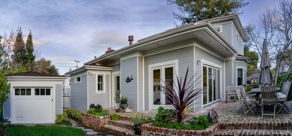 Photo of a traditional house exterior in San Francisco.