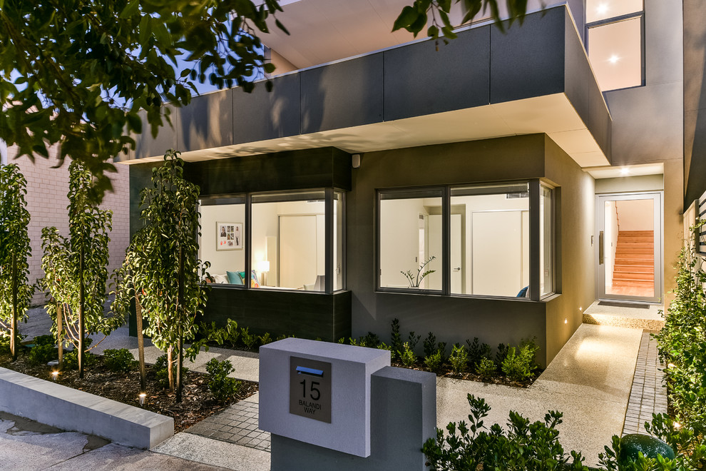 Großes, Zweistöckiges Modernes Haus mit Backsteinfassade, grauer Fassadenfarbe und Flachdach in Perth