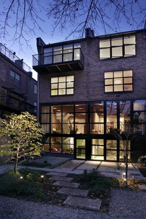 Inspiration for a contemporary house exterior in Boston.