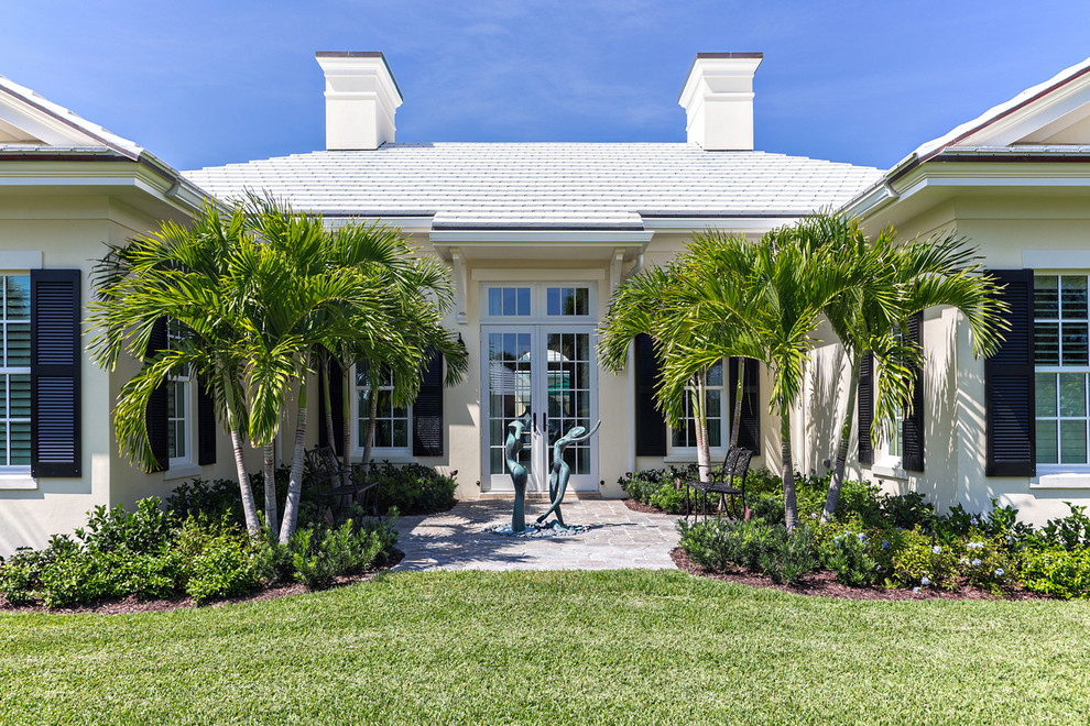 Inspiration for a timeless exterior home remodel in Miami
