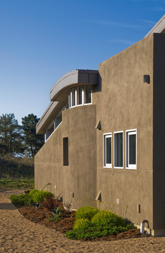 Design ideas for a contemporary house exterior in San Francisco.