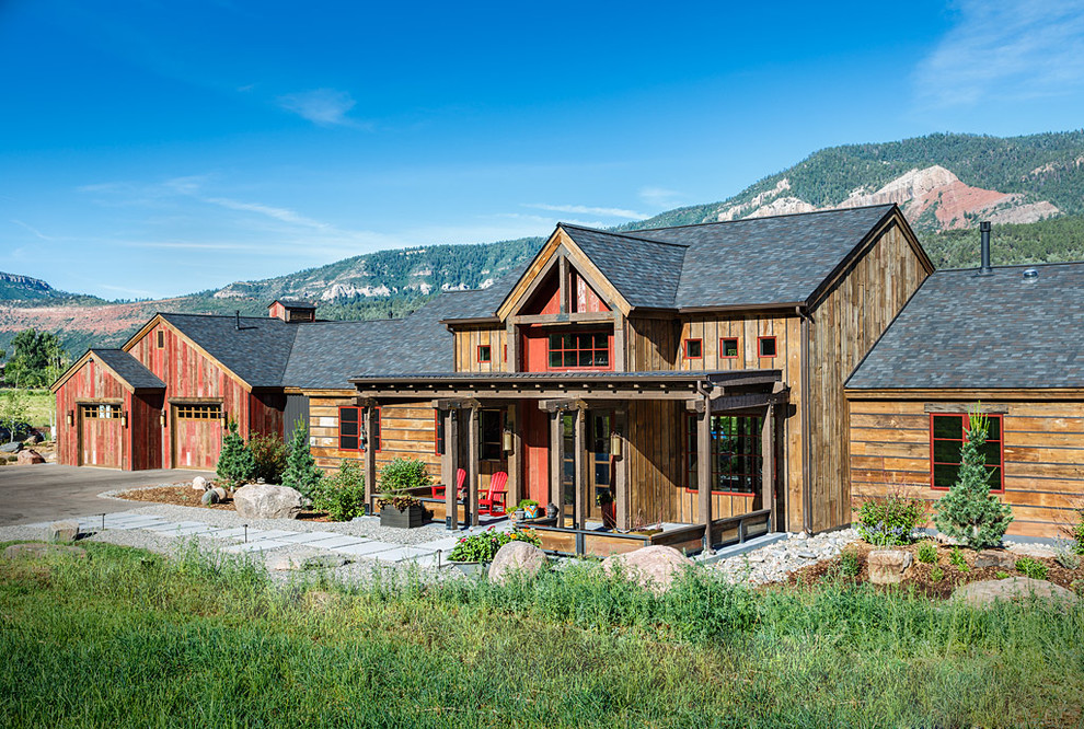Inspiration for a rustic exterior home remodel in Albuquerque