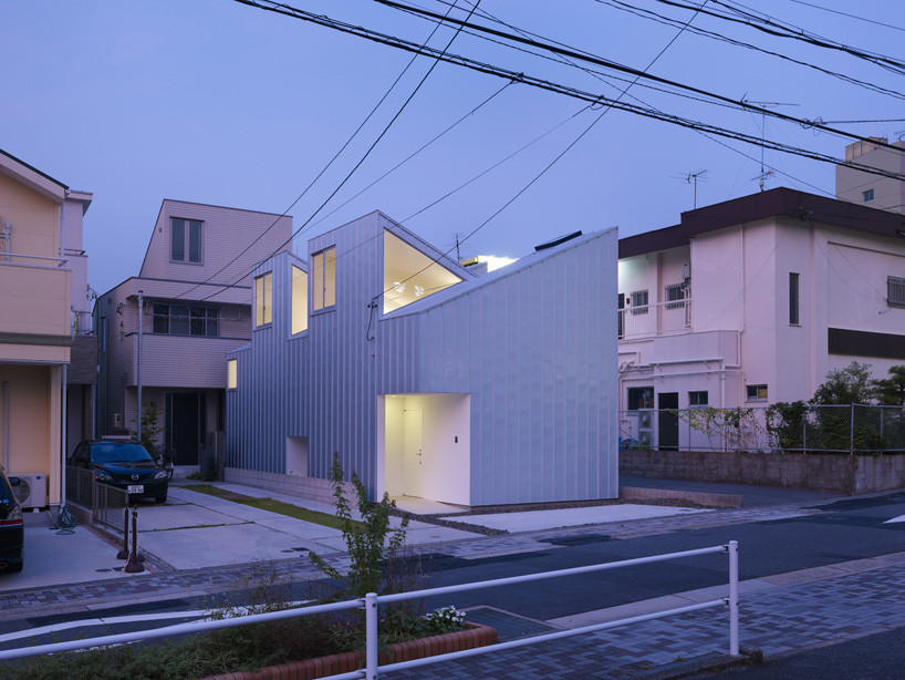 Modern house exterior in Kobe.