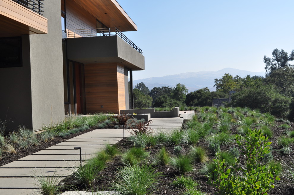 Réalisation d'une façade de maison design.