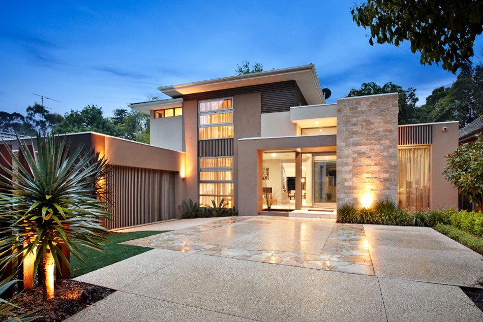 Großes, Zweistöckiges Modernes Haus mit Steinfassade in Melbourne