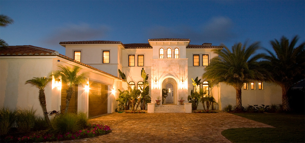 Inspiration for a mediterranean exterior home remodel in Jacksonville
