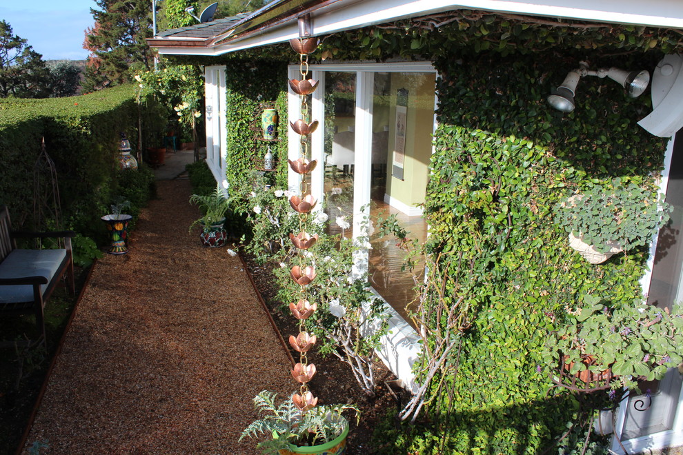 Copper Rain Gutters, Brentwood, K5 with Round Downspouts and Heavy